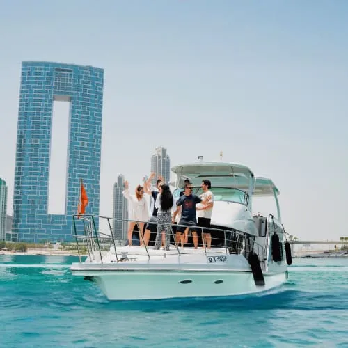 1 Hour Dubai Marina Yacht Tour